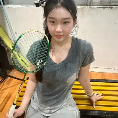 邱巧